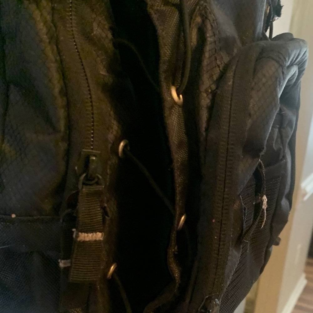 Targus Black Multi-Compartment Backpack - Picture 5 of 11